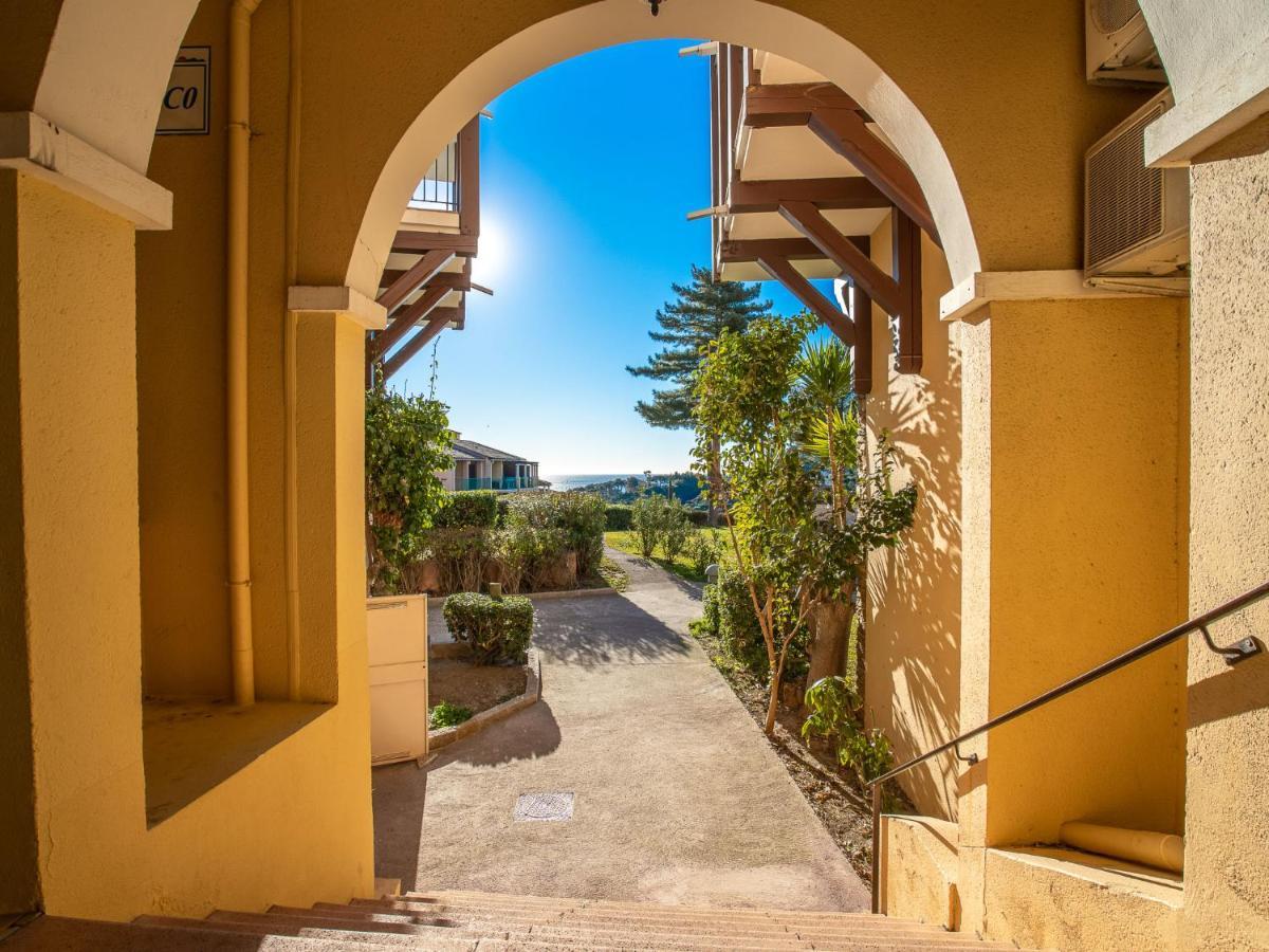 Apartment Village Cap Esterel - Le Village-52 By Interhome Saint-Raphaël Exteriör bild