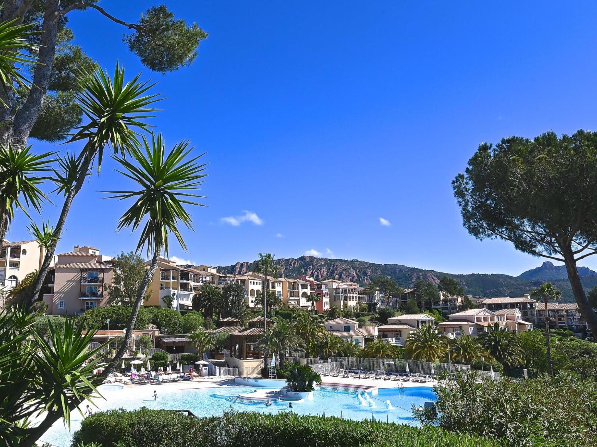 Apartment Village Cap Esterel - Le Village-52 By Interhome Saint-Raphaël Exteriör bild