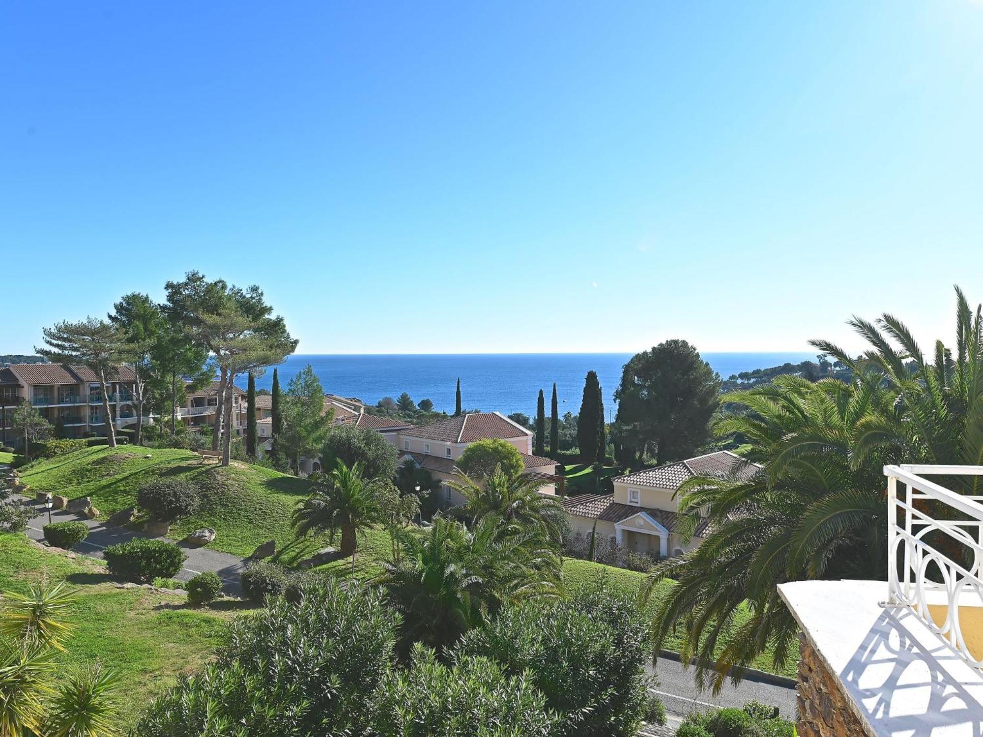 Apartment Village Cap Esterel - Le Village-52 By Interhome Saint-Raphaël Exteriör bild