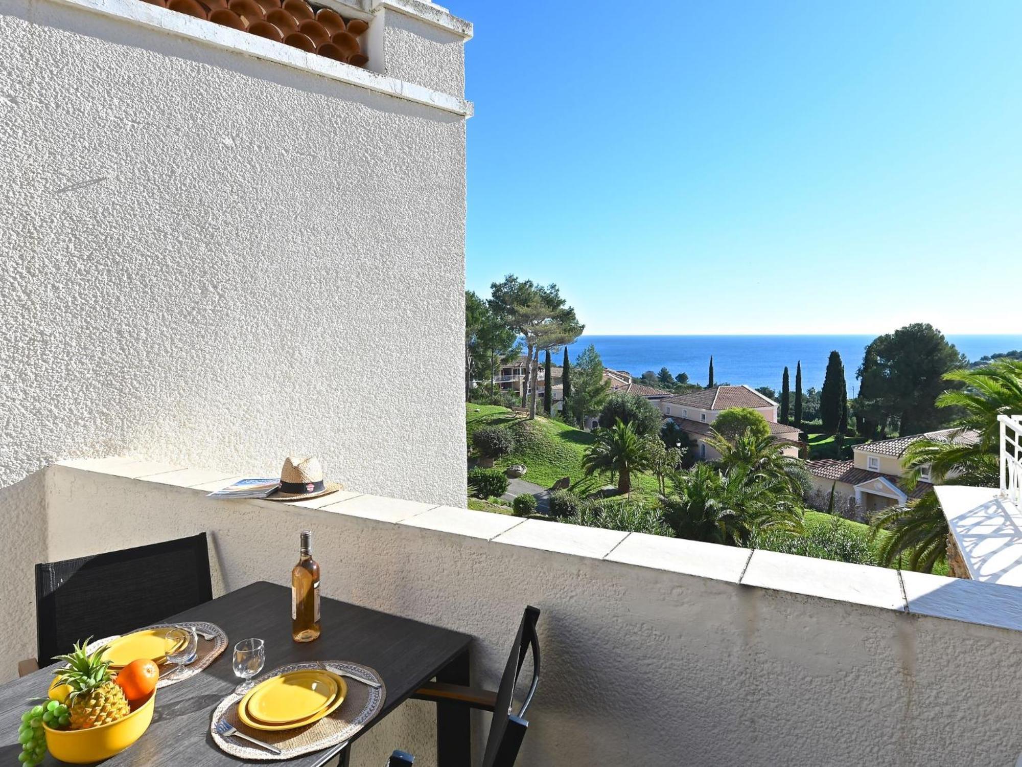 Apartment Village Cap Esterel - Le Village-52 By Interhome Saint-Raphaël Exteriör bild